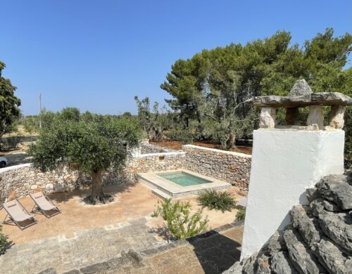 Trullo con piscina per bambini