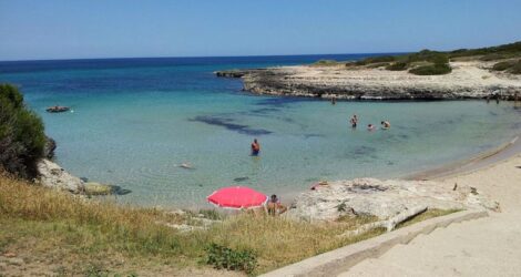 Costa Merlata a Ostuni: 7 motivi per amare questa spiaggia spettacolare